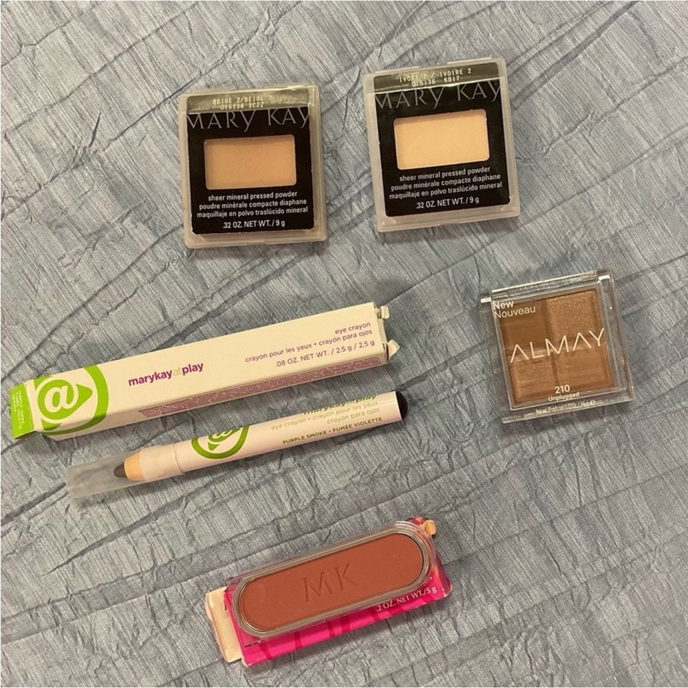 Mary Kay Pressed Powder, Eye Crayon  & Blush make up